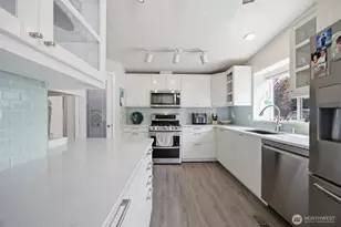 3802 James St, Bellingham, WA 98226 - Photo 6
