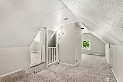 140 S Cambrian Avenue, Bremerton, WA 98312 - Photo 20