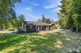 1425 128th Dr NE, Lake Stevens, WA 98258 - Photo 2