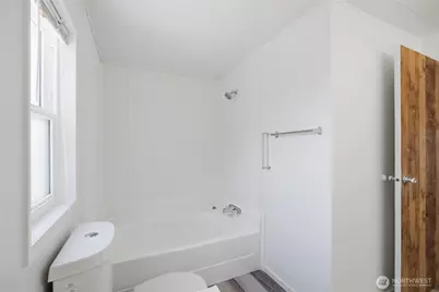 4815 Airway Drive NE #104, Moses Lake, WA 98837 - Photo 18