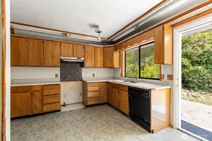 1087 Baby Doll Rd E, Port Orchard, WA 98366 - Photo 8