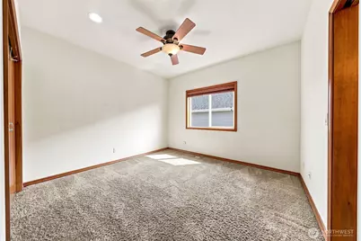 3265 Phillips Avenue, Enumclaw, WA 98022 - Photo 26