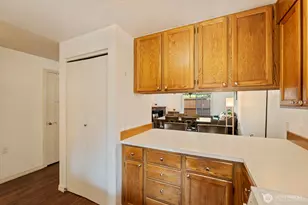 7730 196th St SW, Edmonds, WA 98026 - Photo 6