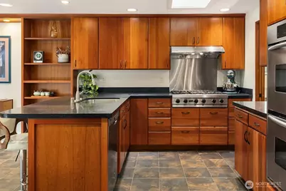 12032 12th Avenue NW, Seattle, WA 98177 - Photo 14