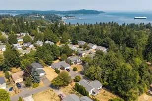 7337 E Patricia St, Port Orchard, WA 98366 - Photo 32