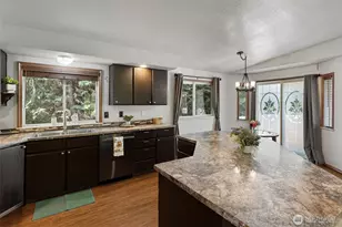 7337 E Patricia St, Port Orchard, WA 98366 - Photo 6