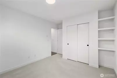 516 N 102nd Street, Seattle, WA 98133 - Photo 6
