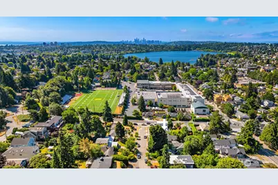 8509 Burke Avenue N, Seattle, WA 98103 - Photo 40