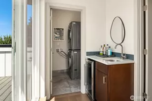 8509 Burke Ave N, Seattle, WA 98103 - Photo 20