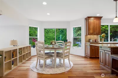 23030 NE 13th Street, Sammamish, WA 98074 - Photo 8