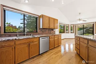826 169th Pl SW, Lynnwood, WA 98037 - Photo 8