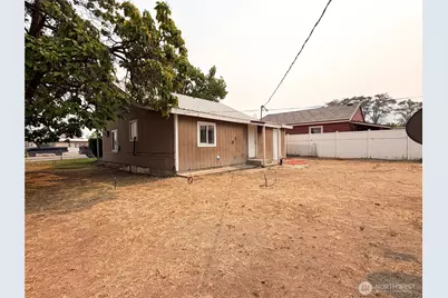 213 Bridge Street S, Brewster, WA 98812 - Photo 36