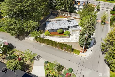 79 110th Ave SE, Bellevue, WA 98004 - Photo 30