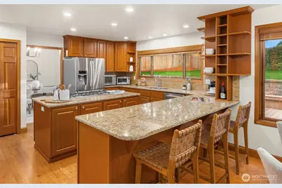 4651 171st Avenue SE, Bellevue, WA 98006 - Photo 12