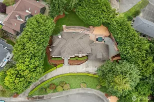 4651 171st Ave SE, Bellevue, WA 98006 - Photo 2