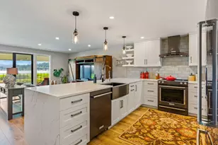 16921 Inglewood Rd NE, Kenmore, WA 98028 - Photo 10