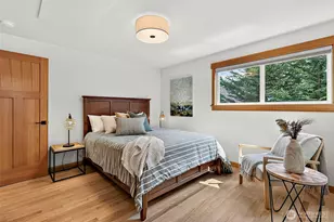 7247 SE 29th St, Mercer Island, WA 98040 - Photo 22