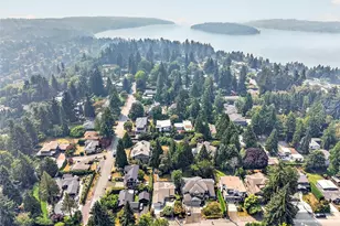 7247 SE 29th St, Mercer Island, WA 98040 - Photo 40