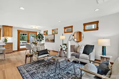 7247 SE 29th Street, Mercer Island, WA 98040 - Photo 4