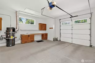 7247 SE 29th St, Mercer Island, WA 98040 - Photo 28