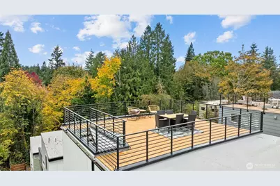 12011 36th Avenue NE, Seattle, WA 98125 - Photo 32