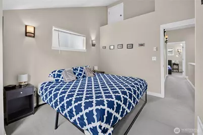 226 B 26th Avenue E, Seattle, WA 98112 - Photo 14