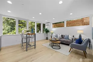 12013 36th Ave NE, Seattle, WA 98125 - Photo 2