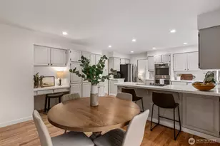11715 SE 61st Pl, Bellevue, WA 98006 - Photo 16