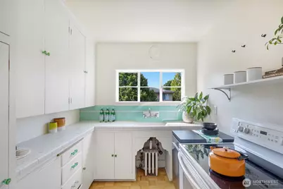 4204 11th Avenue NE #17, Seattle, WA 98105 - Photo 20