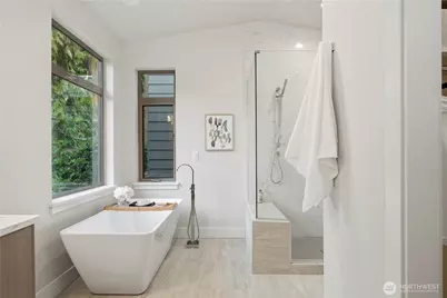 12315 NE 70th Lane #2, Kirkland, WA 98033 - Photo 20