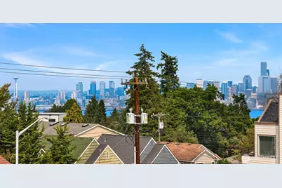 2115 California Avenue SW #402, Seattle, WA 98116 - Photo 8