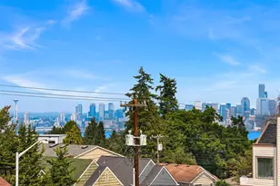 2115 California Ave SW, Seattle, WA 98116 - Photo 8