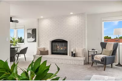 2115 California Avenue SW #402, Seattle, WA 98116 - Photo 4