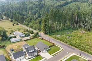 211 W Oak St, Yacolt, WA 98675 - Photo 2
