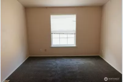 2011 E 95th St, Tacoma, WA 98445 - Photo 10