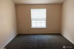 2011 E 95th St, Tacoma, WA 98445 - Photo 10