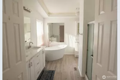2011 E 95th St, Tacoma, WA 98445 - Photo 6