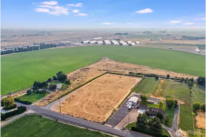 1588 NE E Road, Moses Lake, WA 98837 - Photo 4