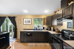 408 Amberwood Cir, Sultan, WA 98294 - Photo 16