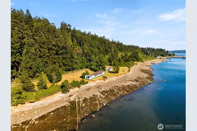1827 Parade Grounds Avenue NE, Bainbridge Island, WA 98110 - Photo 28