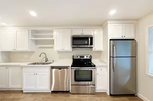 1111 34th Ave, Seattle, WA 98122 - Photo 6