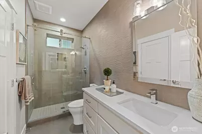 11822 Holmes Point Drive NE, Kirkland, WA 98034 - Photo 20