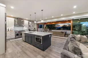 11822 Holmes Point Dr NE, Kirkland, WA 98034 - Photo 6