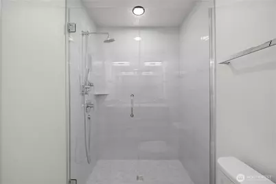 7009 9th Avenue NE, Seattle, WA 98115 - Photo 14