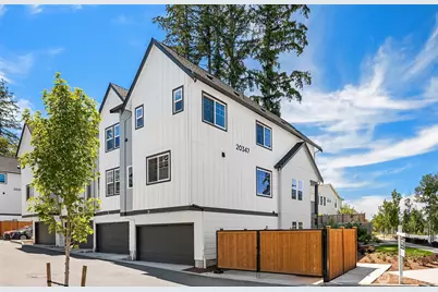20347 90th Drive NE #D, Bothell, WA 98011 - Photo 2