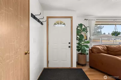 310 E Cedarcrest Court, Napavine, WA 98565 - Photo 4