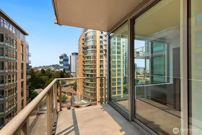 910 Lenora Street #S909, Seattle, WA 98121 - Photo 34