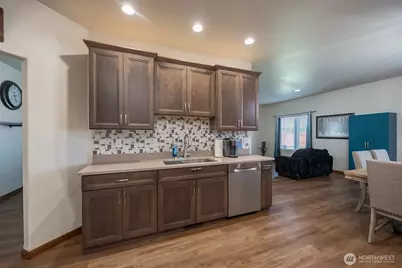 121 Scenic Drive NE, Moses Lake, WA 98837 - Photo 8