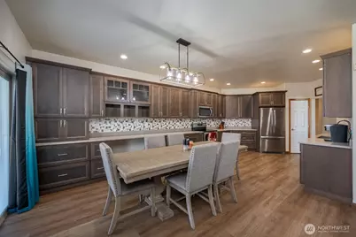 121 Scenic Drive NE, Moses Lake, WA 98837 - Photo 10