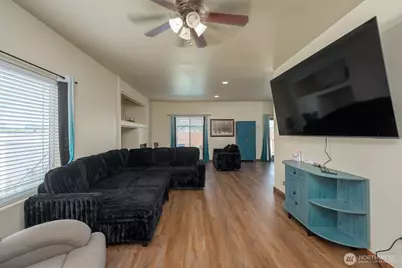 121 Scenic Drive NE, Moses Lake, WA 98837 - Photo 14